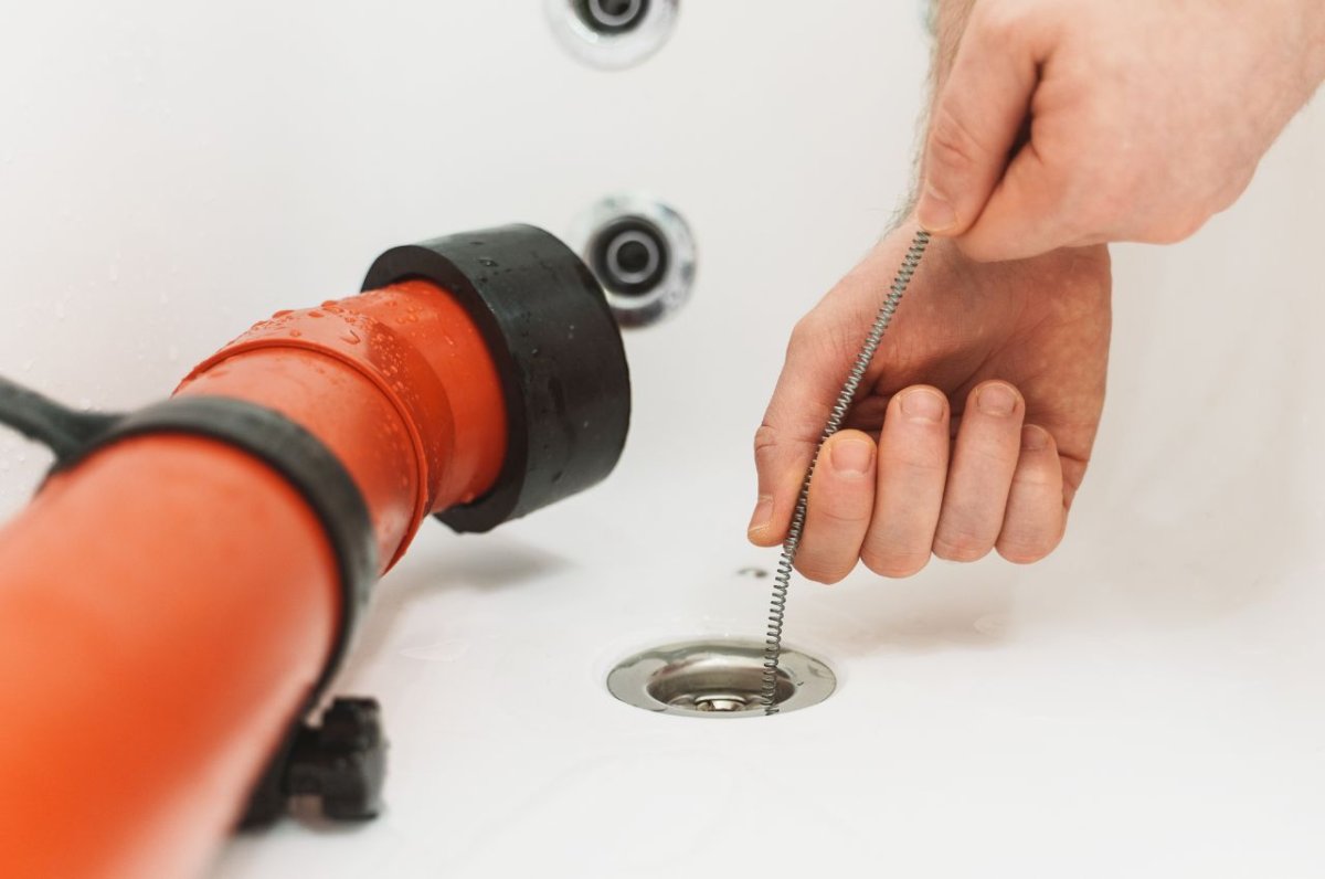 How to Use One Shot Drain Cleaner for Stubborn Clogs