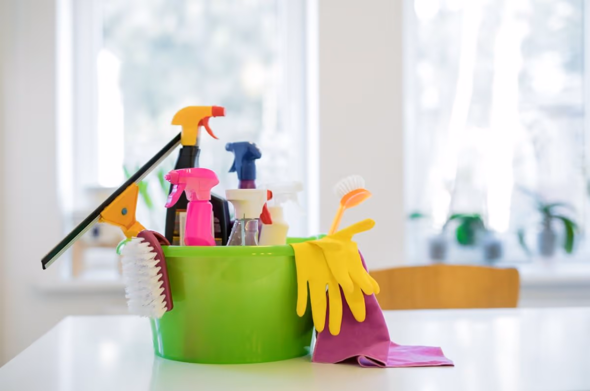 Cleaning Caddy to Organize Your Supplies Easily